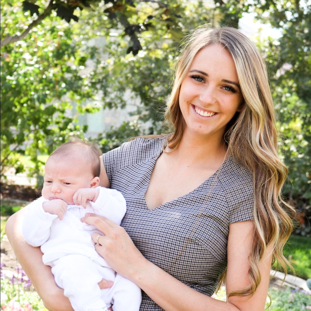 Meet your Posher, Lexie